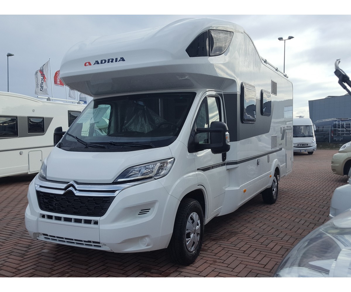 ADRIA CORAL XL AXESS 670 SP 2018